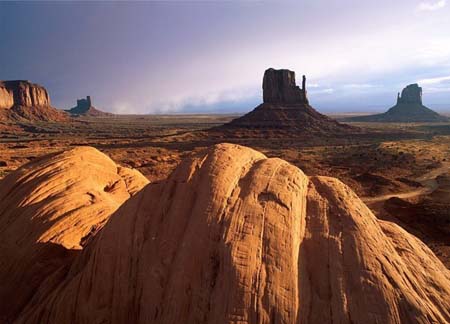 foto_arizona_009_monument_valley[1]