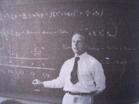 Werner Heisenberg nel 1933