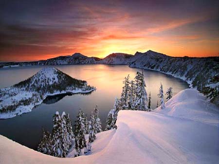 lago alpino nordico